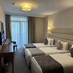 Midpoint İstanbul