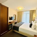 Otel Midpoint İstanbul