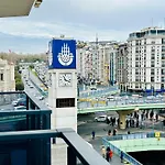 Midpoint Otel