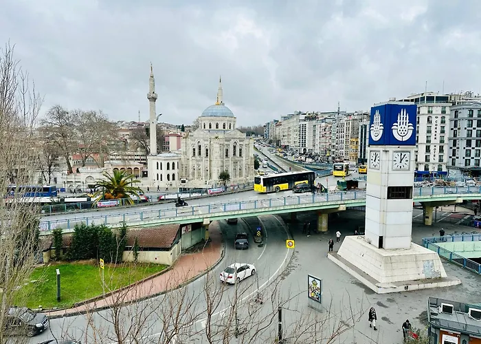 Midpoint 4* Stambuł