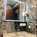 Midpoint 4* איסטמבול