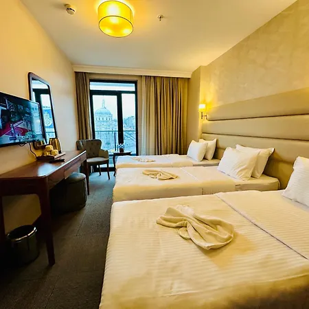 Midpoint 4* Istanbul