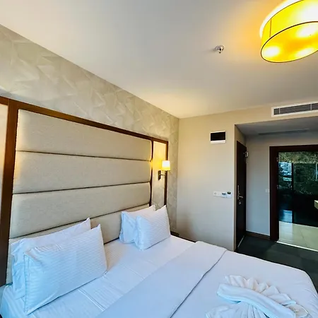 Midpoint Hotel Istanbul