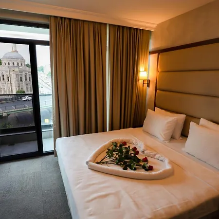 Hotel Midpoint 4*