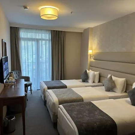 Midpoint Κωνσταντινούπολη