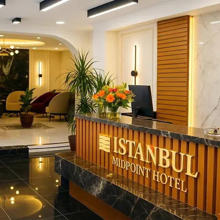Midpoint Otel