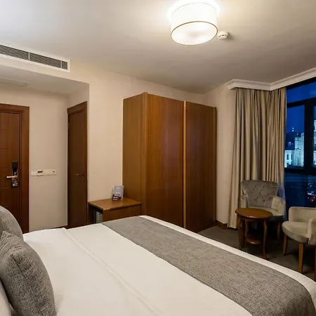Midpoint 4* İstanbul