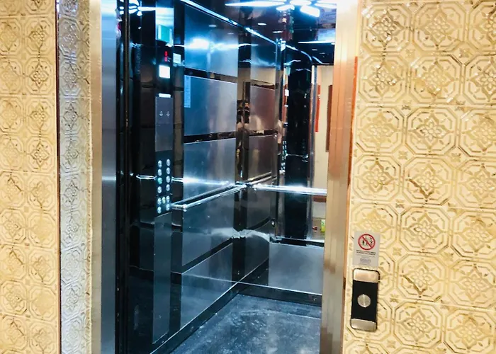 Midpoint 4* Стамбул