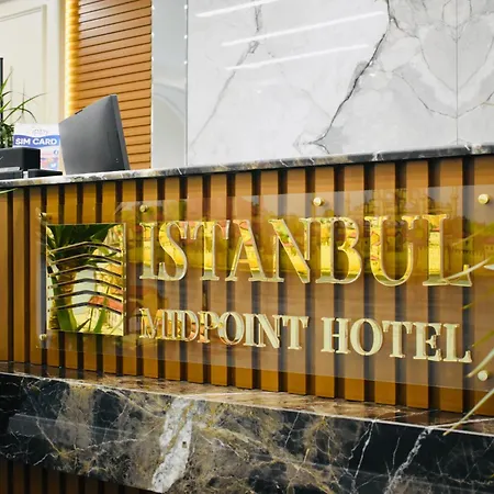 Midpoint فندق