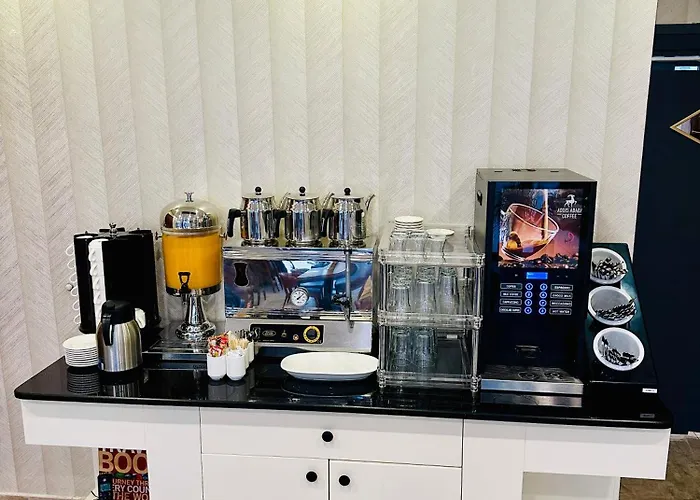 Midpoint ホテル イスタンブール